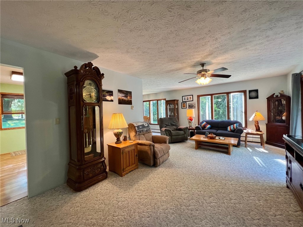 11635 Old State Road Chardon, OH 44024 - Photo 13 of 43
