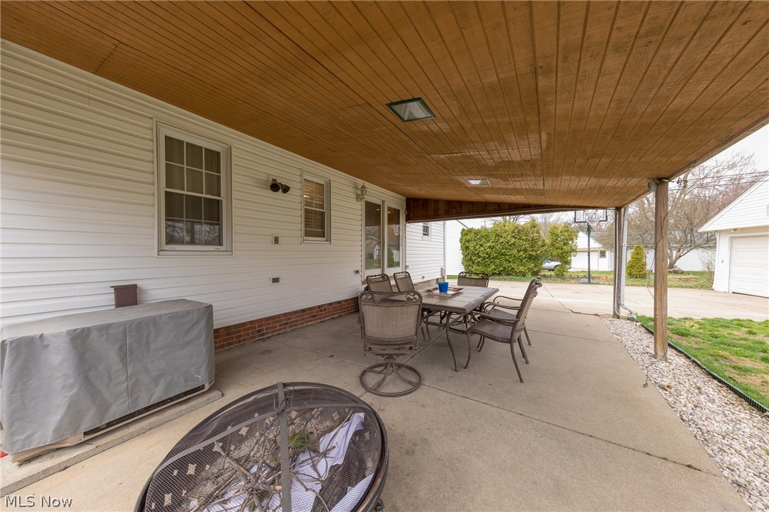 5035 North Barton Road Cleveland, OH 44124 - Photo 29 of 32