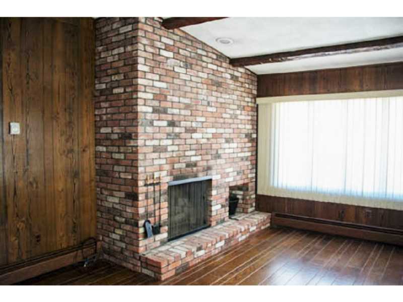 50 Blue Ridge Road Cranston, RI 02920 - Photo 4 of 11 Den/Family/Great Room.