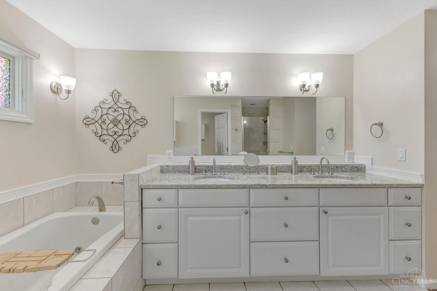 5780 Oakridge Road Hamilton, OH 45011 - Photo 20 of 69