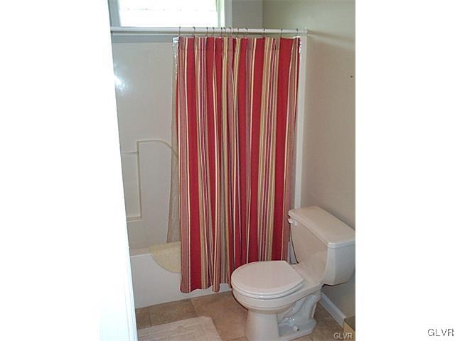 344 Smith Road Bath, PA 18014 - Photo 25 of 38 Gallery Image 25