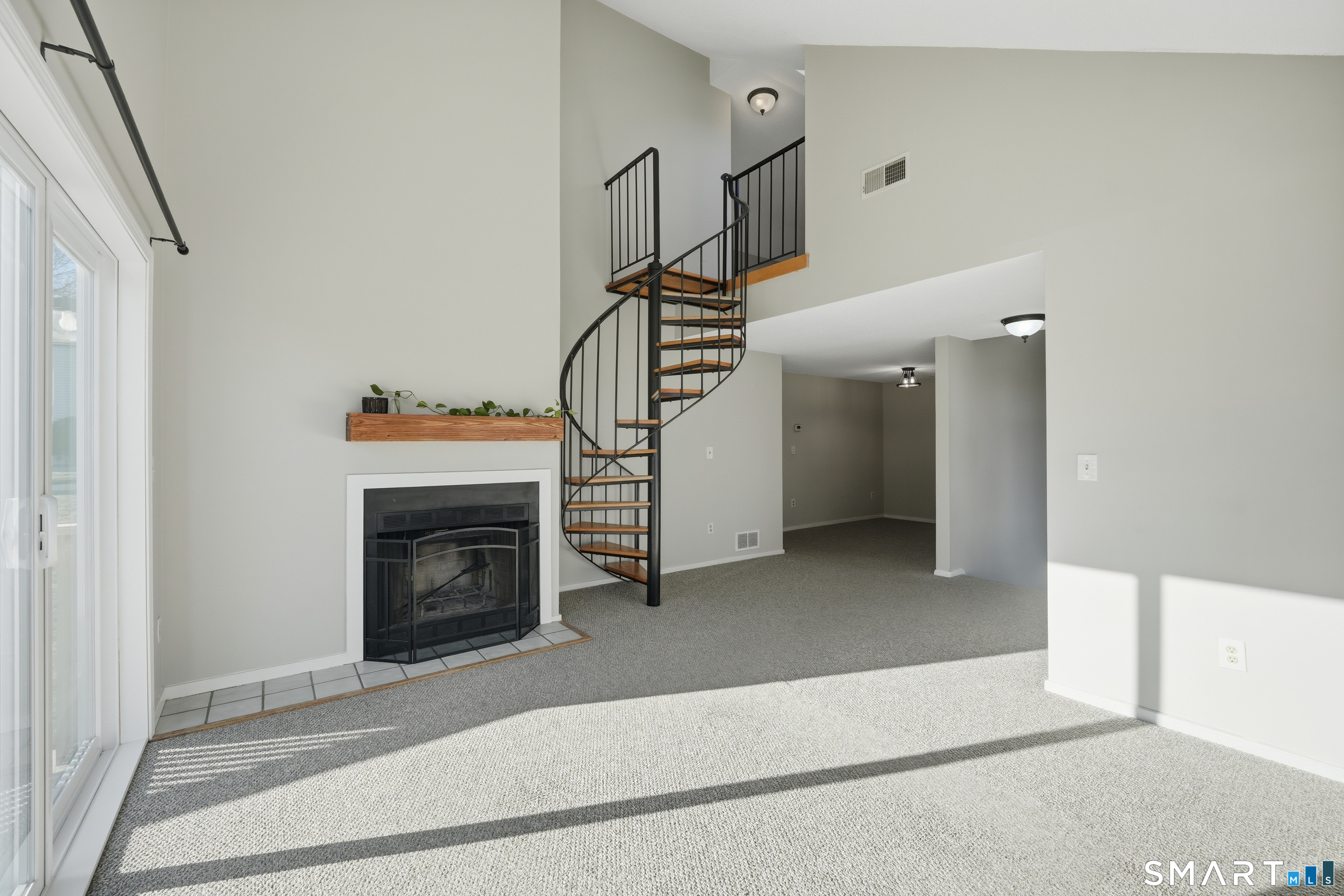 3 Hunters Run, Unit 3 Cromwell, CT 06416 - Photo 4 of 24