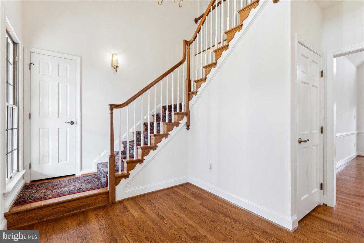 7130 Ira Sears Road Adamstown, MD 21710 - Photo 4 of 70 Bright open entryway leading to the second floor.