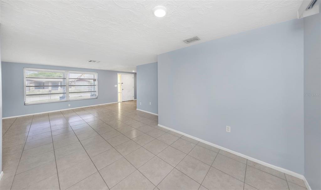 5804 Bantam Avenue New Port Richey, FL 34652 - Photo 3 of 31