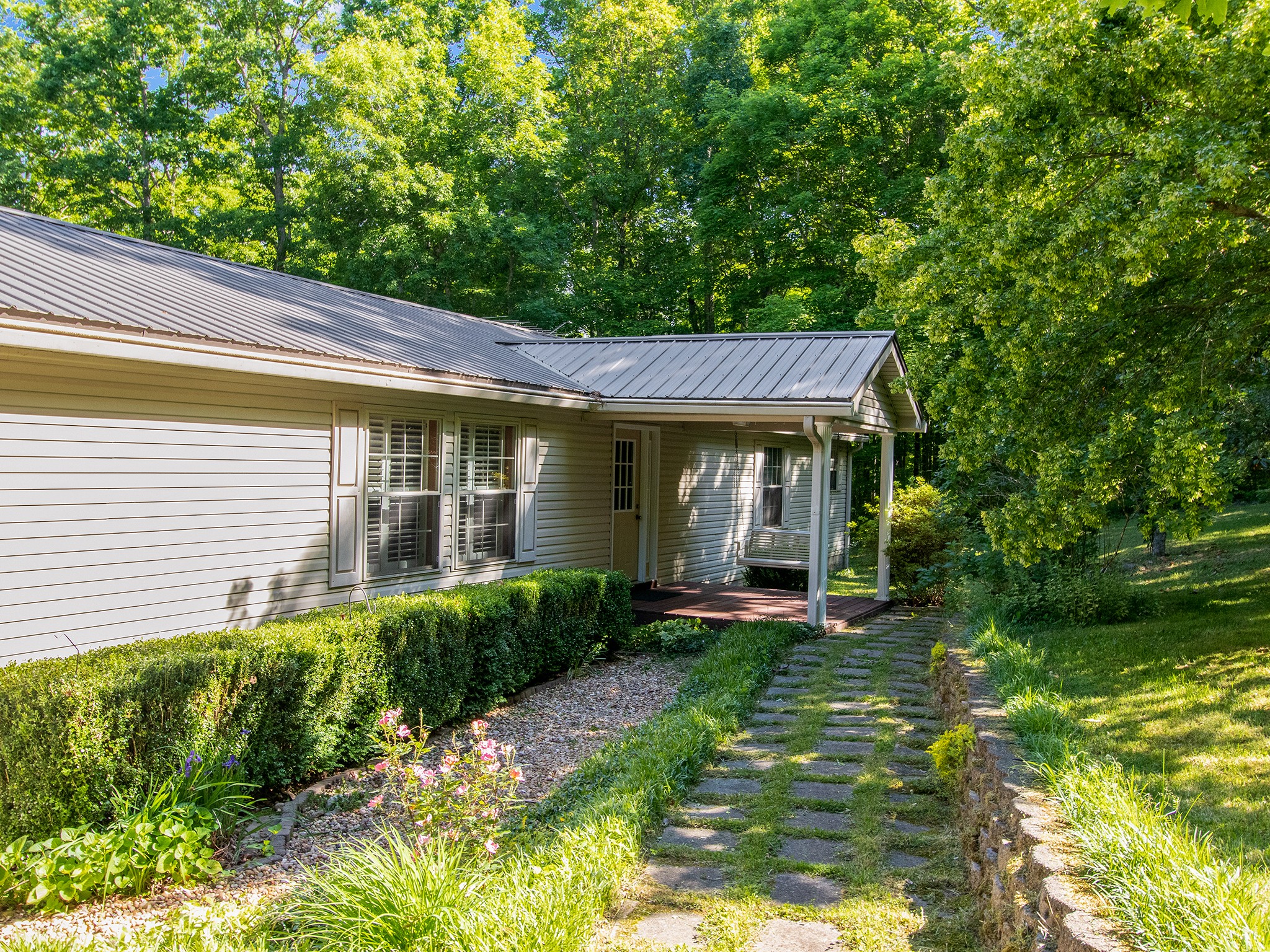 1165 Timber Ridge Road Charlotte, TN 37036 - Photo 1 of 42 Gallery Image 1