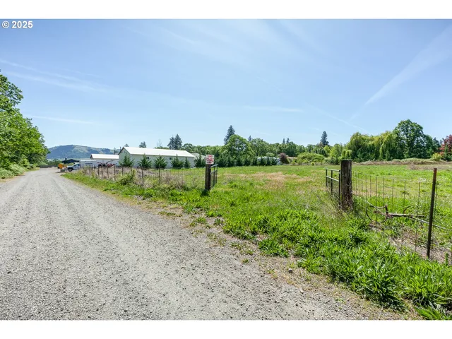 $475,000 | Douglas Fir Drive, Hood River, OR 97031