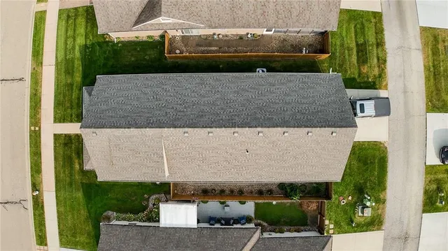 $285,000 | 4816 North Creek Wood Drive, St. Joseph, MO 64507