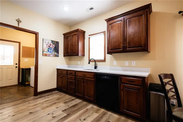 $285,000 | 4816 North Creek Wood Drive, St. Joseph, MO 64507