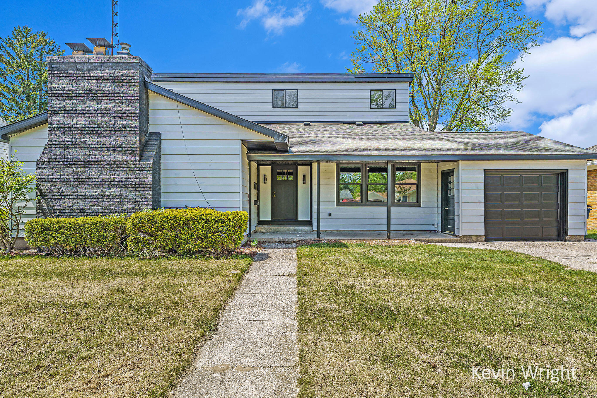 3091 Eastland Road Muskegon, MI 49441 - Photo 3 of 27 DSC09244