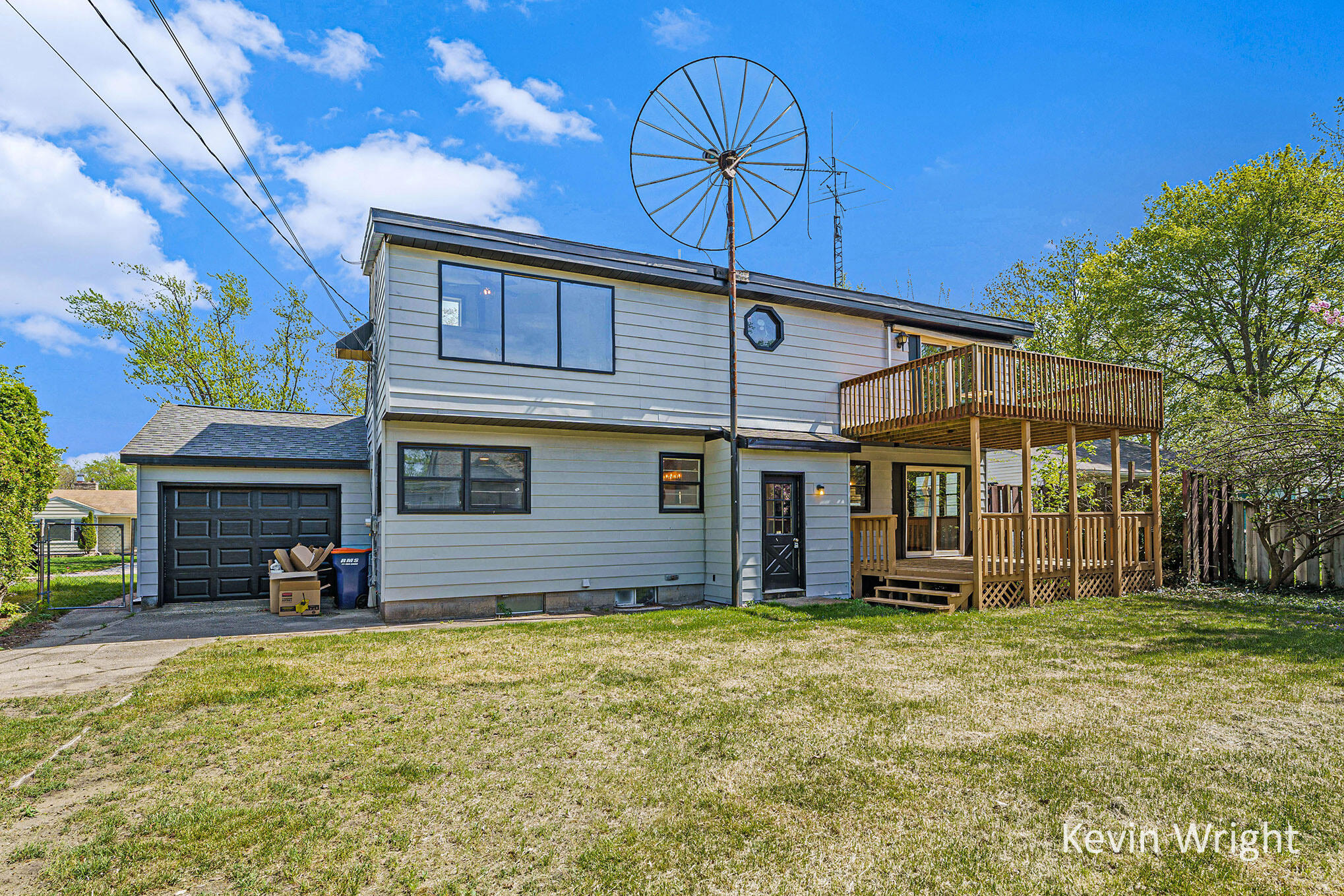 3091 Eastland Road Muskegon, MI 49441 - Photo 6 of 27 DSC09248
