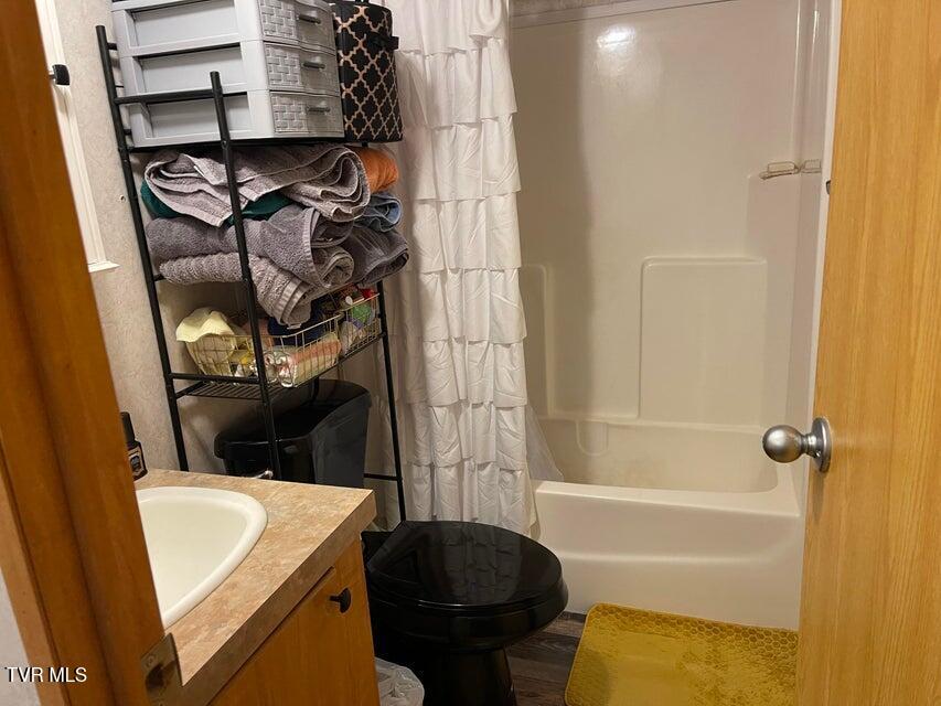 368 Little Dry Run Road Butler, TN 37640 - Photo 8 of 16 20230725140813108347000000-o