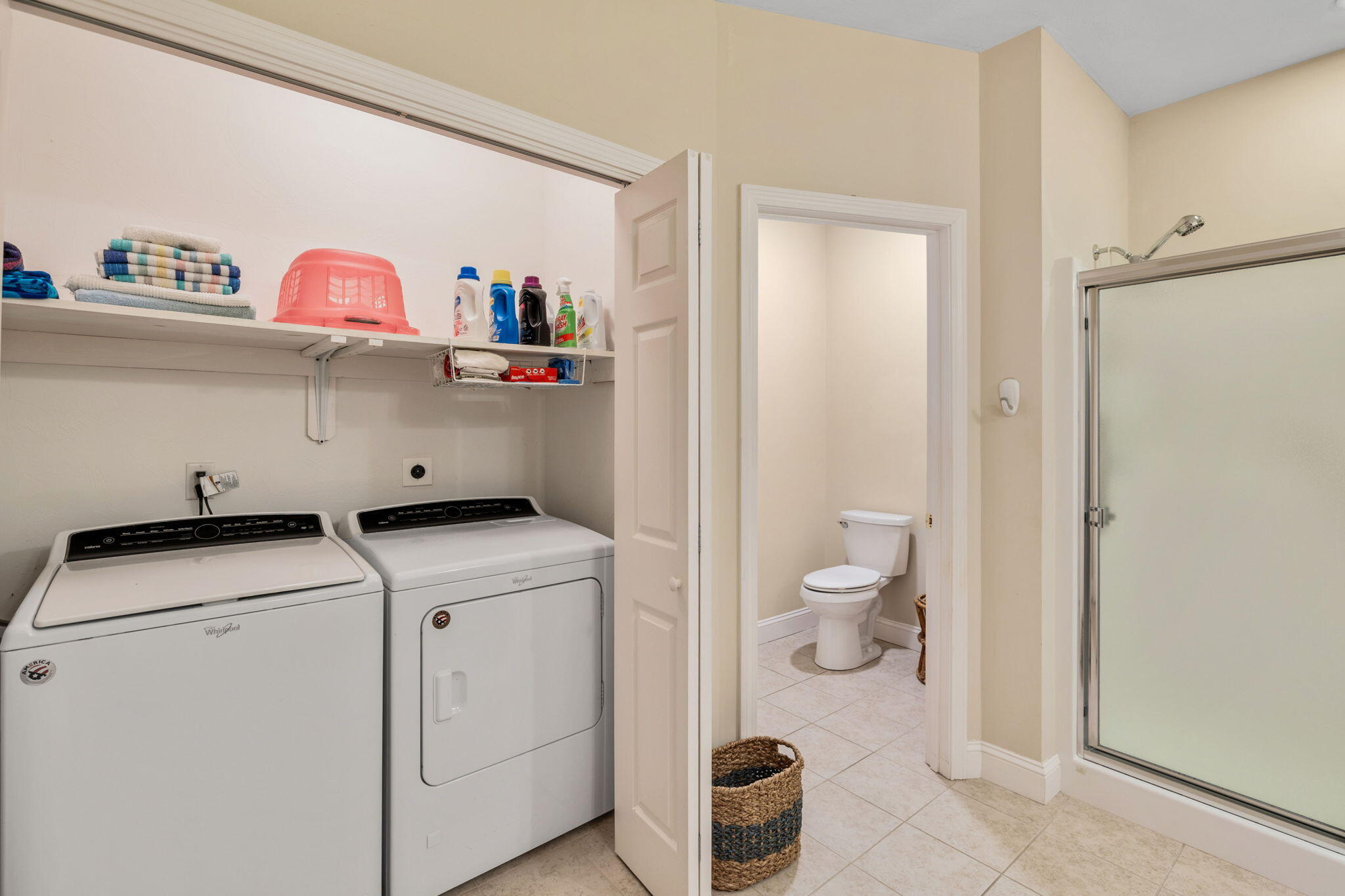 16 Grey Hawk Drive, Unit 16 Mashpee, MA 02649 - Photo 21 of 29 a utility room with dryer and washer