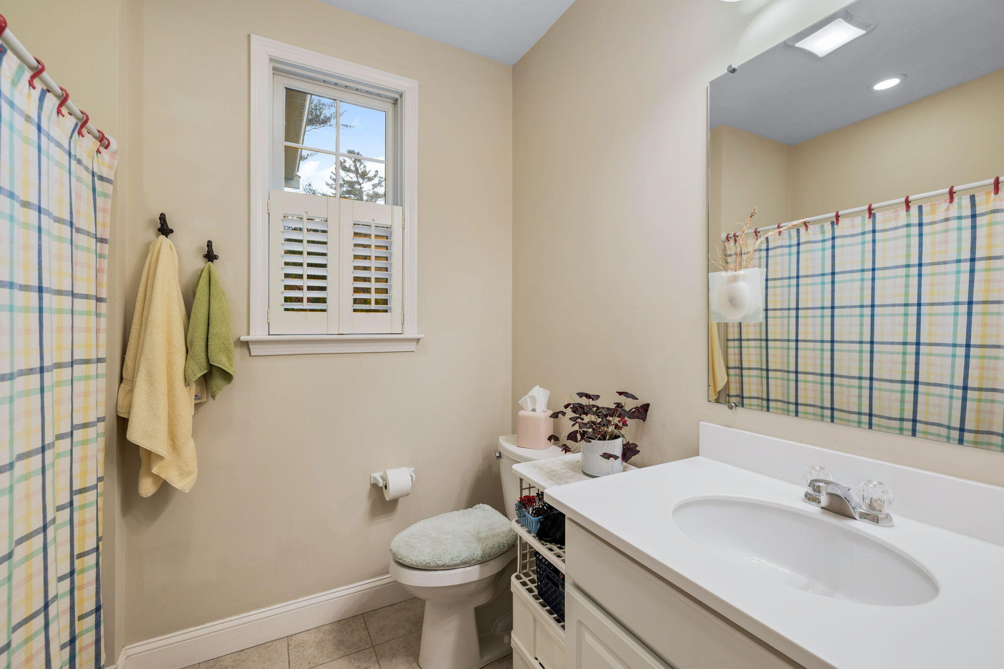 16 Grey Hawk Drive, Unit 16 Mashpee, MA 02649 - Photo 23 of 29 a bathroom with a sink toilet and shower