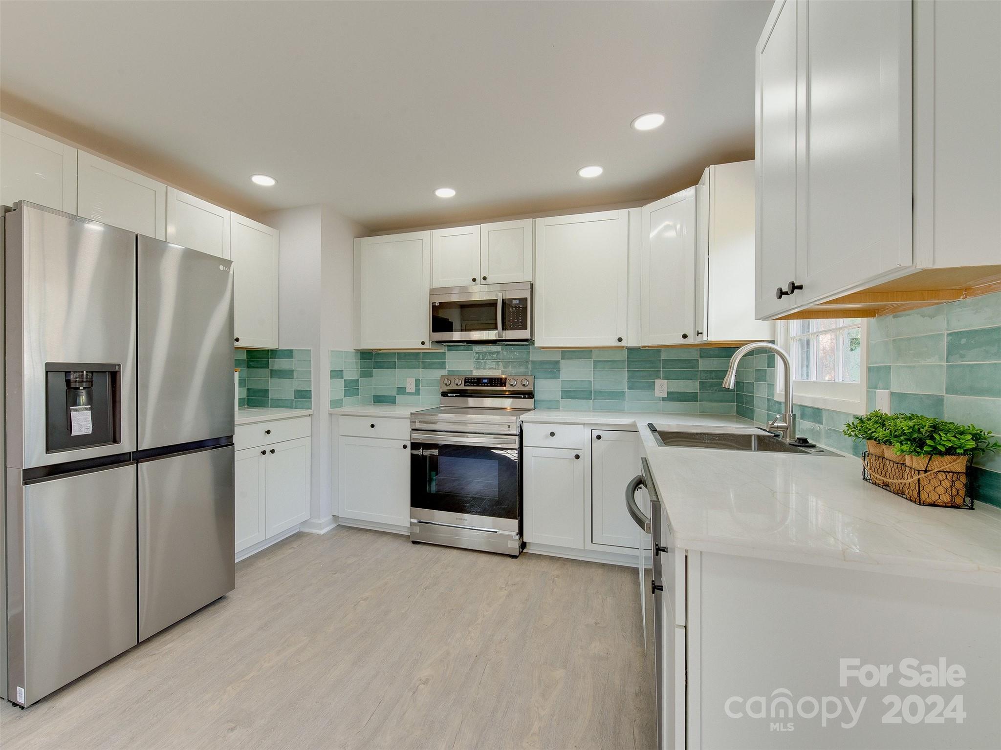 1070 Finley Road Rock Hill, SC 29730 - Photo 3 of 16 Gallery Image 3
