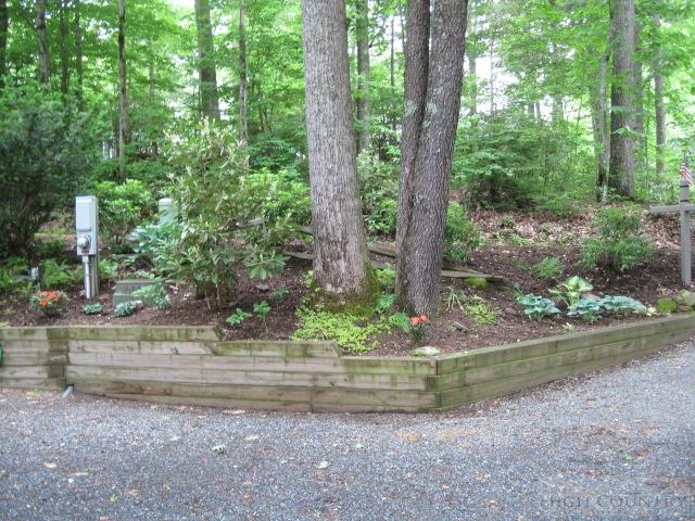 310 Windridge Road Newland, NC 28657 - Photo 3 of 12 Gallery Image 3