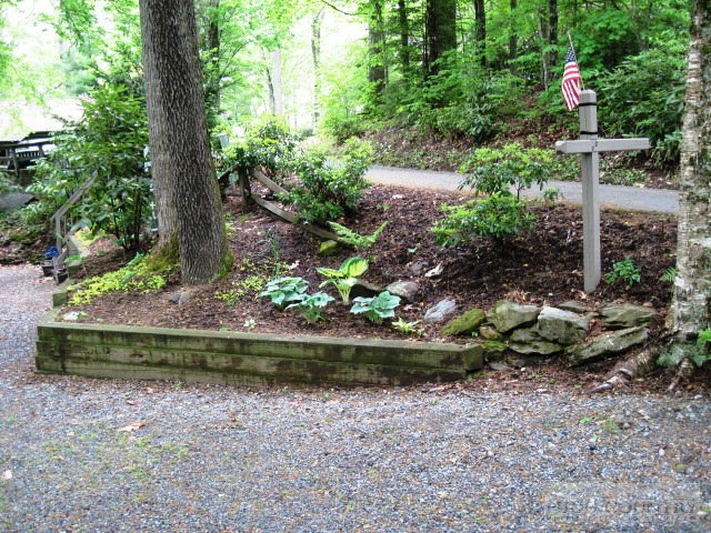 310 Windridge Road Newland, NC 28657 - Photo 7 of 12 Gallery Image 7