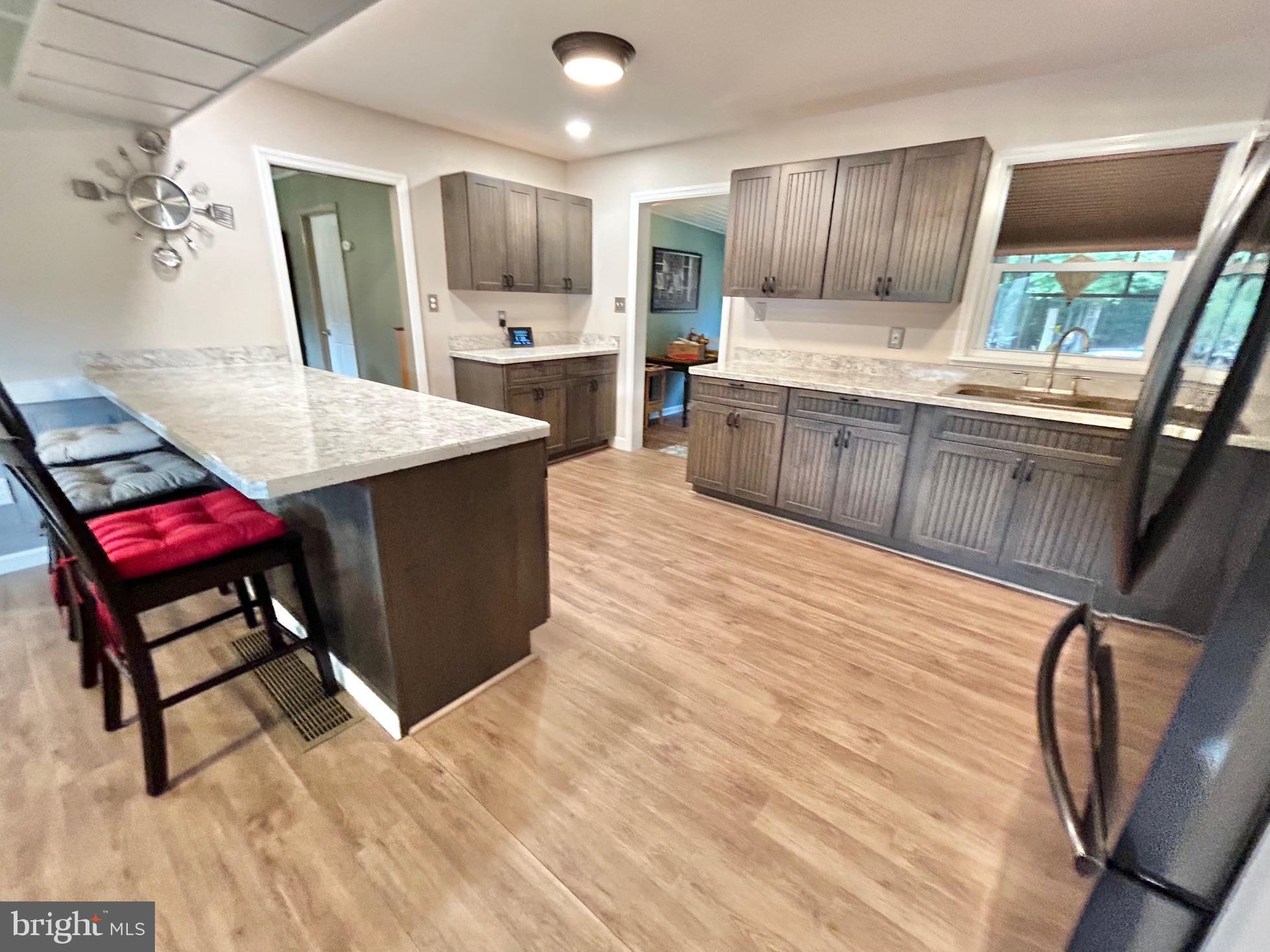 909 Old York Road Burlington, NJ 08016 - Photo 11 of 71 Kitchen