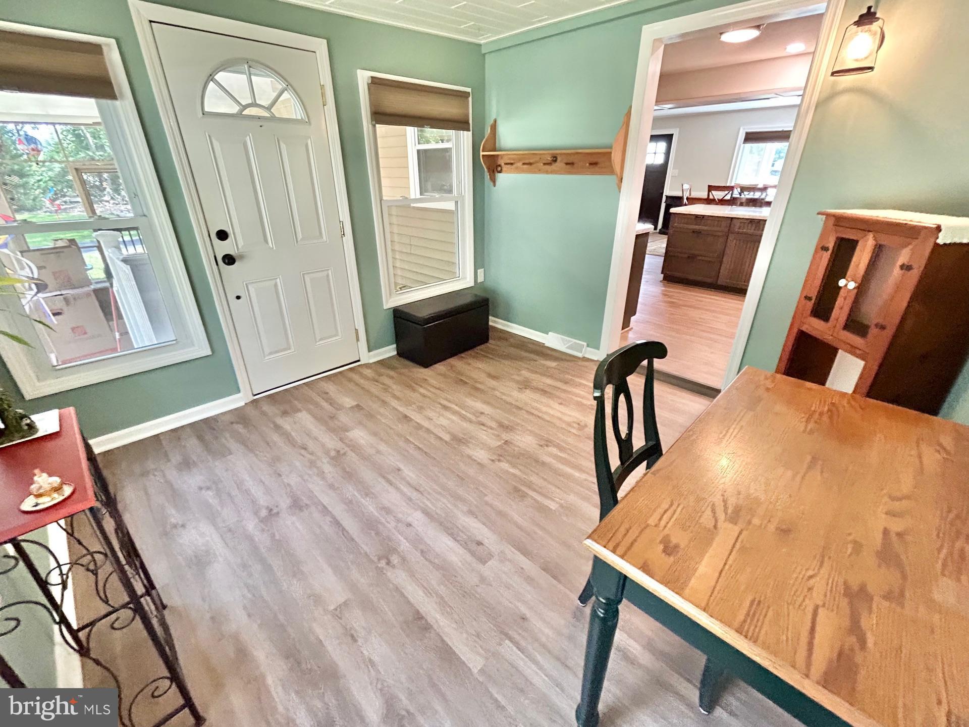 909 Old York Road Burlington, NJ 08016 - Photo 20 of 71 Mud Room
