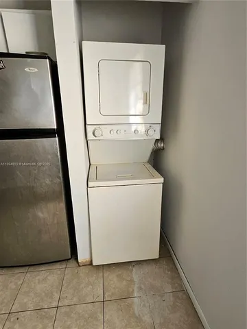 $1,900 | 2511 Northwest 56th Avenue, Unit 425, Lauderhill, FL 33313