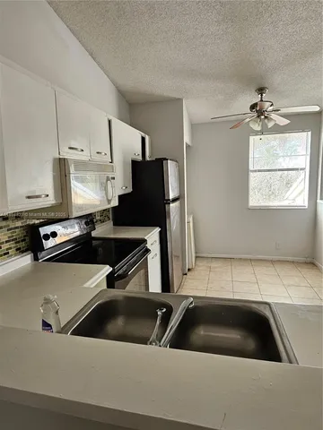 $1,900 | 2511 Northwest 56th Avenue, Unit 425, Lauderhill, FL 33313