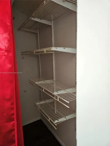 $1,900 | 2511 Northwest 56th Avenue, Unit 425, Lauderhill, FL 33313