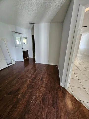 $1,900 | 2511 Northwest 56th Avenue, Unit 425, Lauderhill, FL 33313