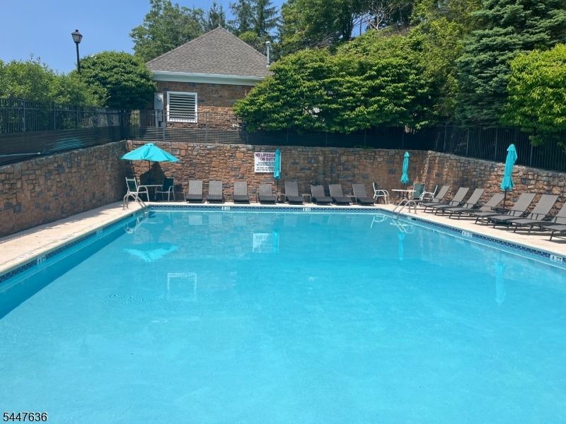 146 Summit Ridge Pompton Lakes, NJ 07442 - Photo 25 of 26