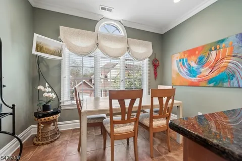$635,000 | 28 Schmidt Circle, Watchung, NJ 07069