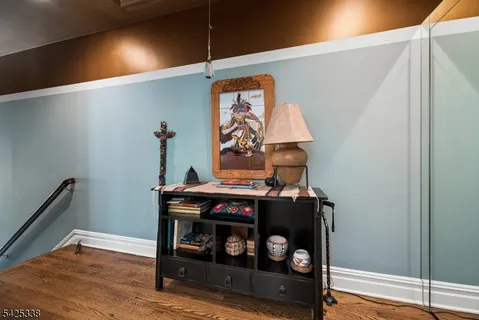 $635,000 | 28 Schmidt Circle, Watchung, NJ 07069