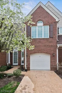 $635,000 | 28 Schmidt Circle, Watchung, NJ 07069