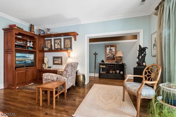 $730,000 | 28 Schmidt Circle, Watchung, NJ 07069