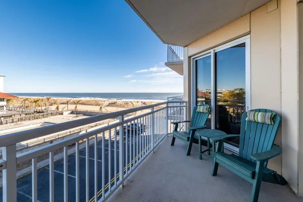 $960,000 | 2 48th Street, Unit 214, Ocean City, MD 21842