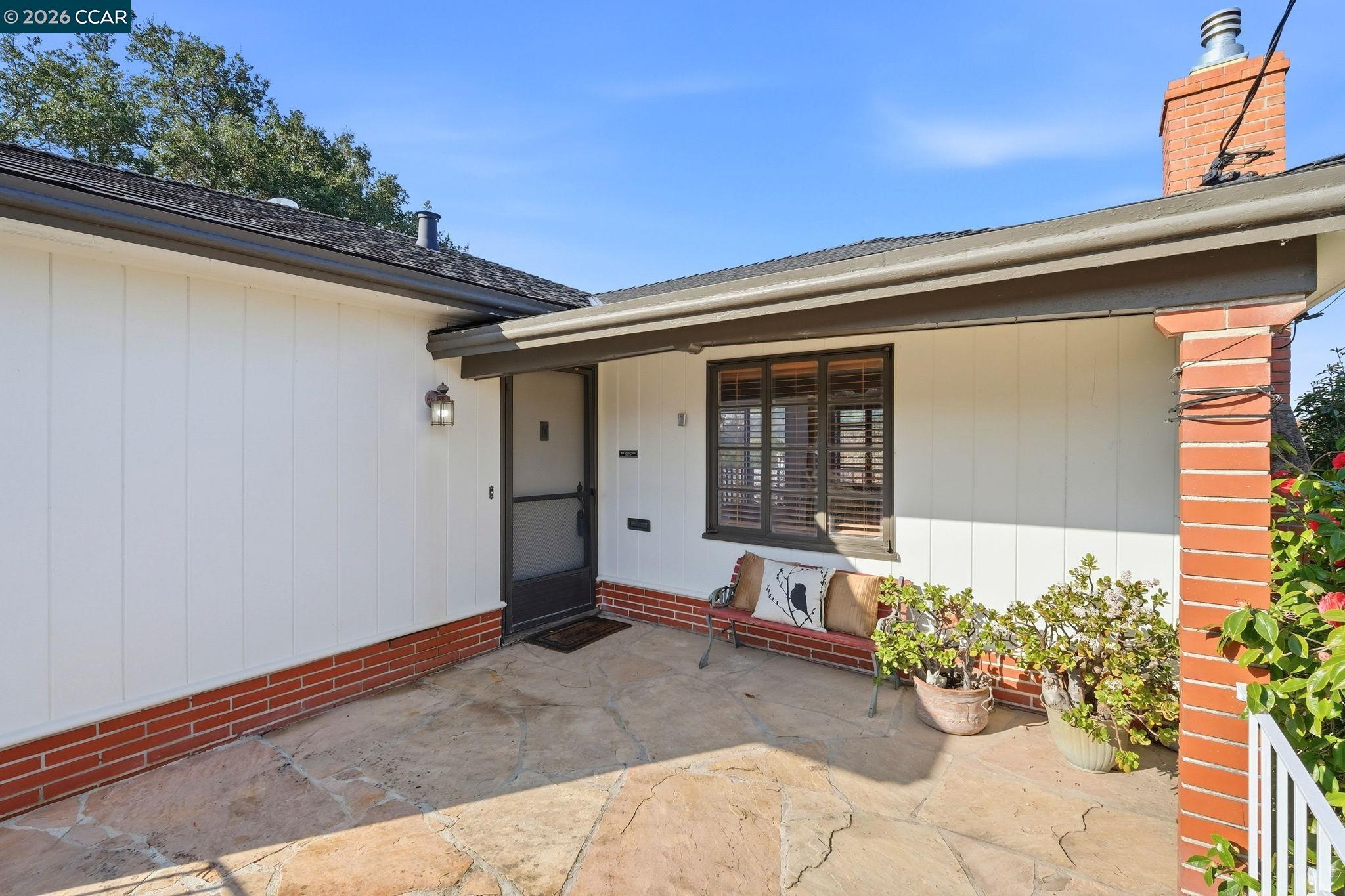 1021 Ulfinian Way Martinez, CA 94553 - Photo 5 of 43