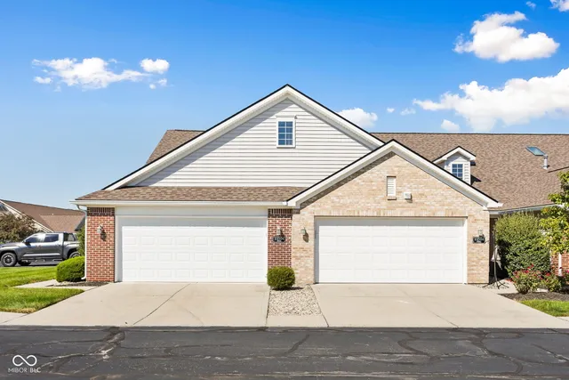$305,000 | 11504 Grassy Court, Unit 103, Fishers, IN 46037