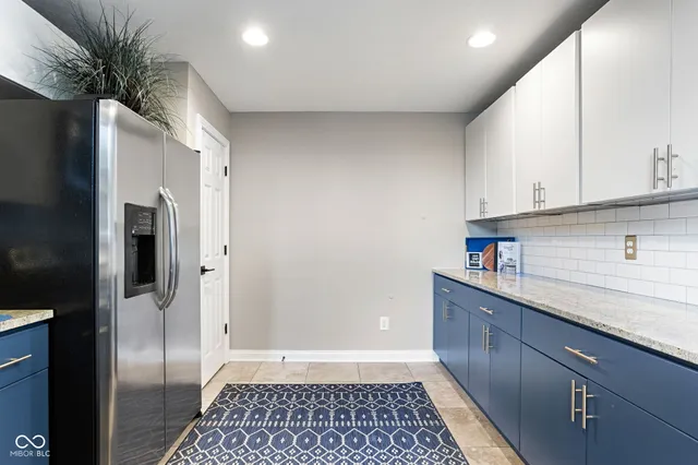 $305,000 | 11504 Grassy Court, Unit 103, Fishers, IN 46037