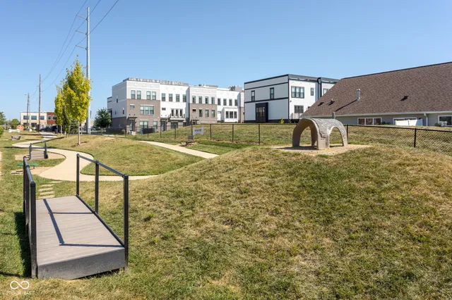 $305,000 | 11504 Grassy Court, Unit 103, Fishers, IN 46037