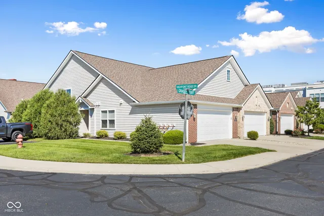 $305,000 | 11504 Grassy Court, Unit 103, Fishers, IN 46037