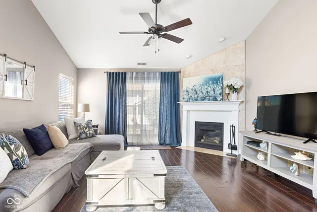 $305,000 | 11504 Grassy Court, Unit 103, Fishers, IN 46037