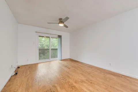 $1,650 | 4845 Cedar Springs Road, Unit 368, Dallas, TX 75219