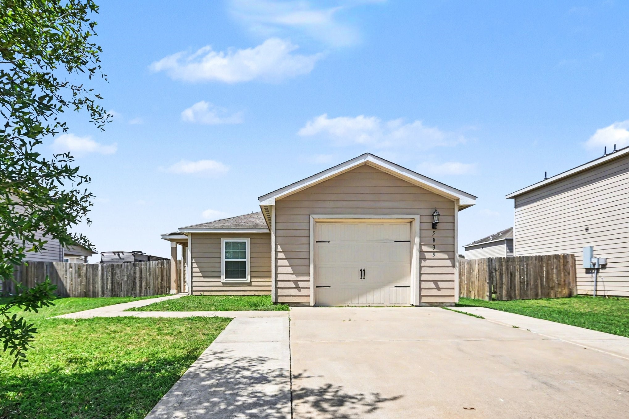 5835 Golden Cove Road Cove, TX 77523 - Photo 1 of 22