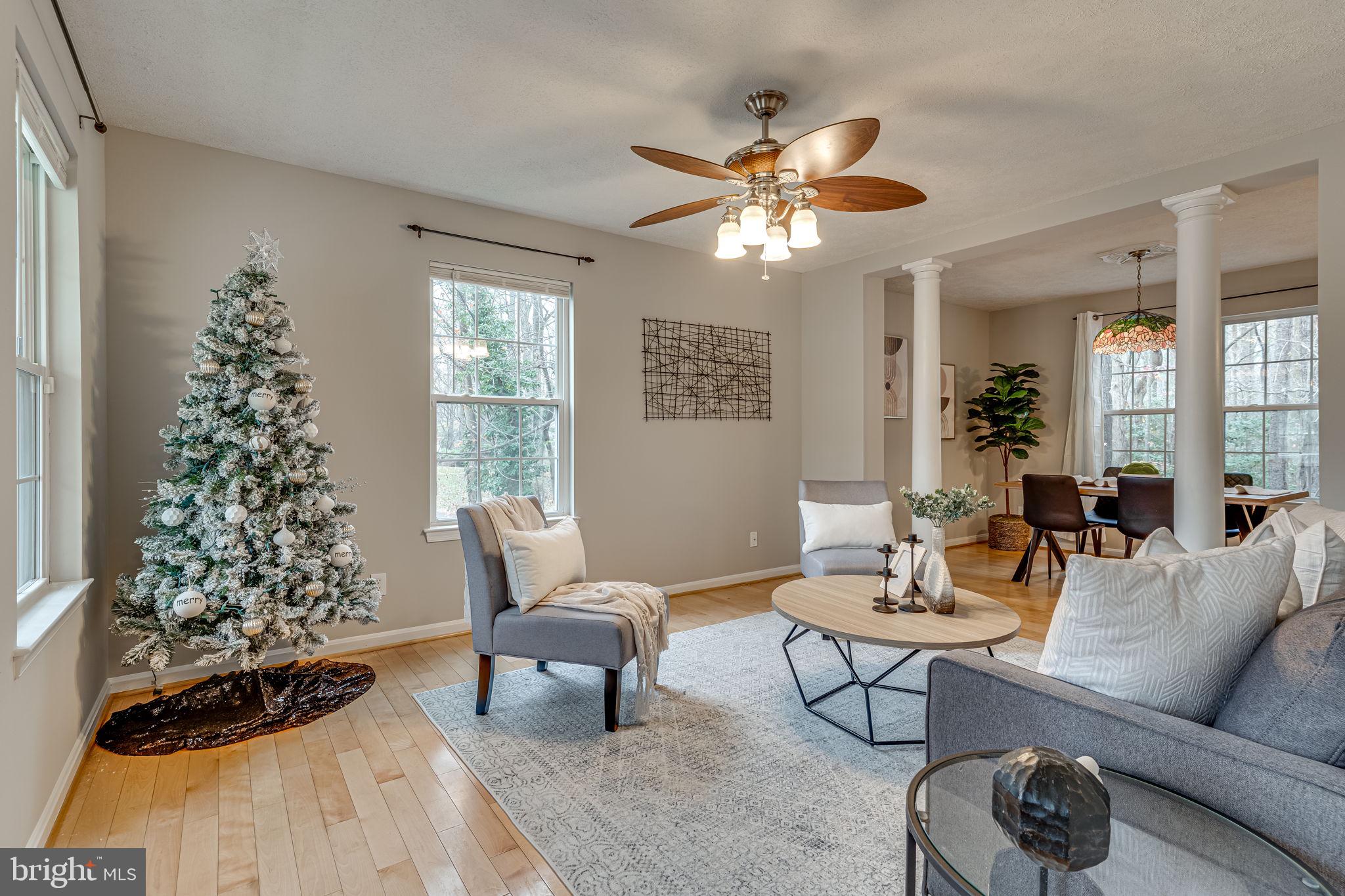 868 Crystal Rock Road Lusby, MD 20657 - Photo 3 of 37 Perfect for the holidays
