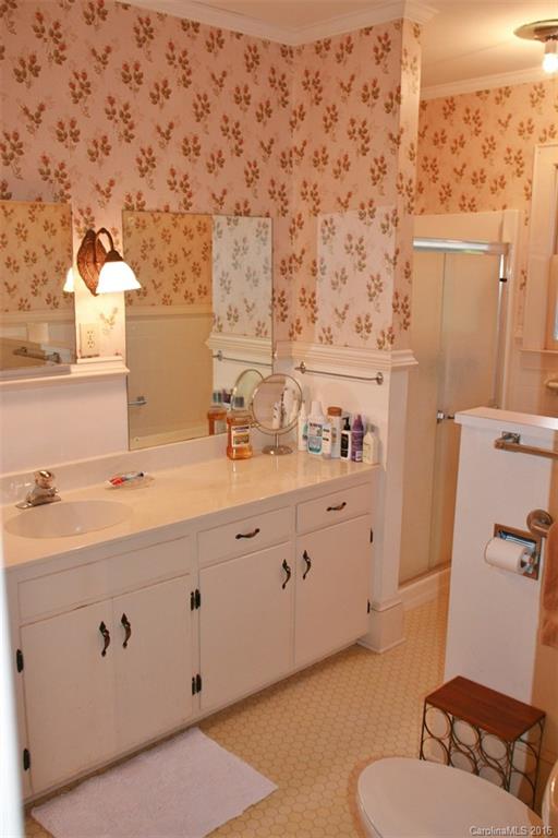 365 North Washington Street Rutherfordton, NC 28139 - Photo 11 of 24