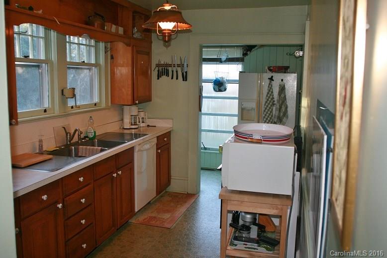 365 North Washington Street Rutherfordton, NC 28139 - Photo 7 of 24