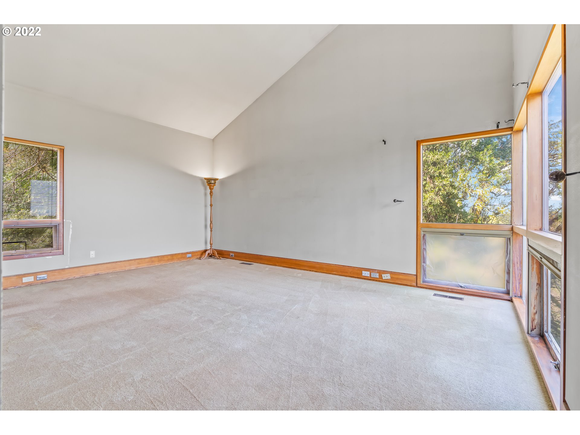 800 Northwest Spring Avenue Portland, OR 97229 - Photo 18 of 29 a view of an empty room with a window
