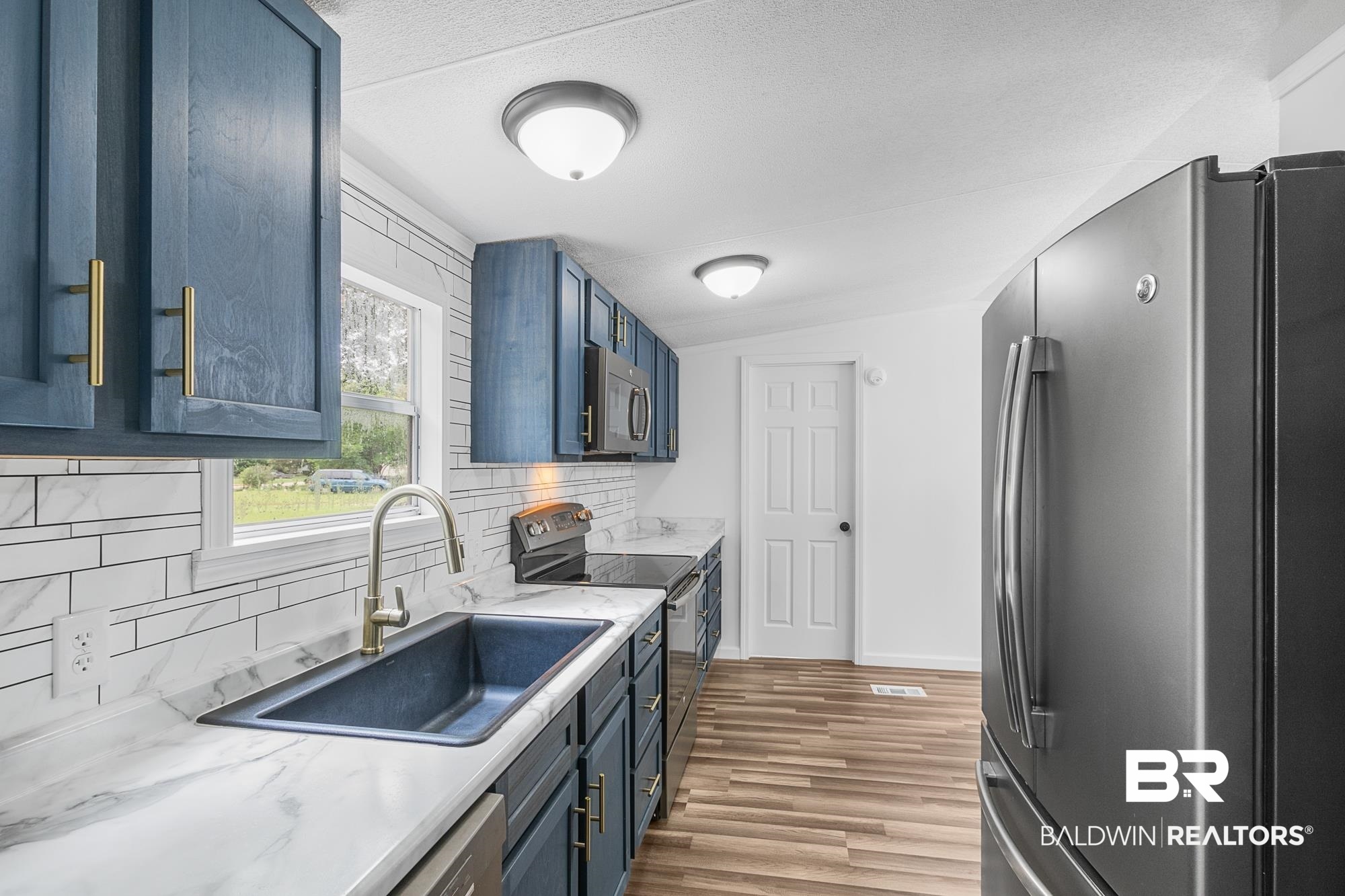 15420 Highland Circle Foley, AL 36535 - Photo 2 of 34