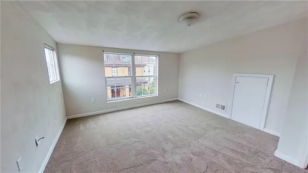 $3,200 | 120 South 12th Street, Pittsburgh, PA 15203