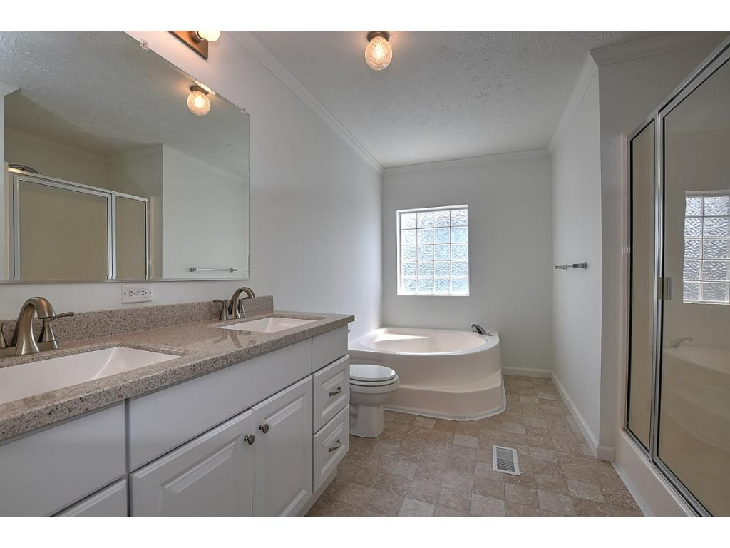 725 Shakerag Road Greeneville, TN 37743 - Photo 16 of 25 Master Bath