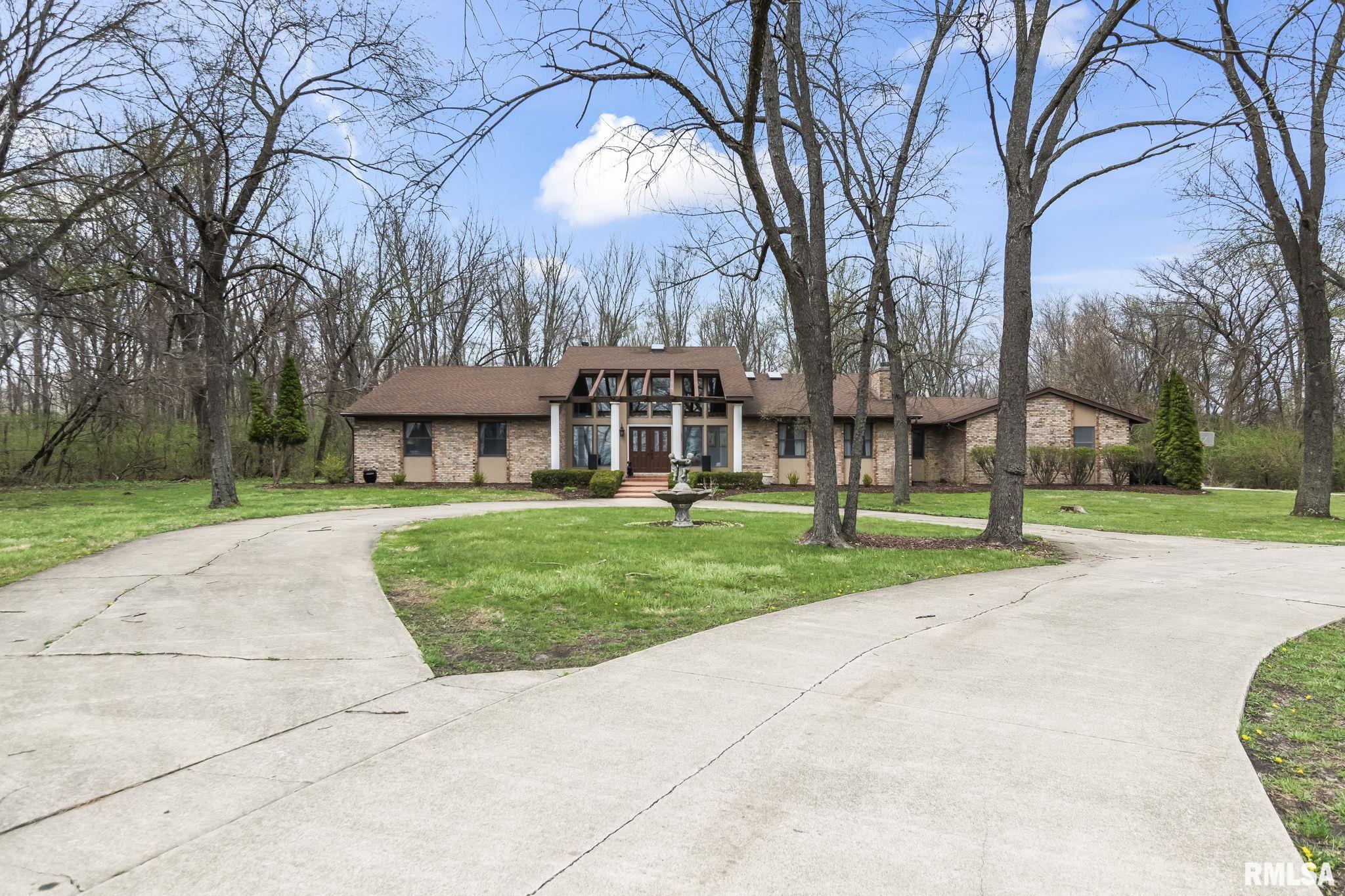 2421 East Lake Shore Drive Springfield, IL 62712 - Photo 2 of 74
