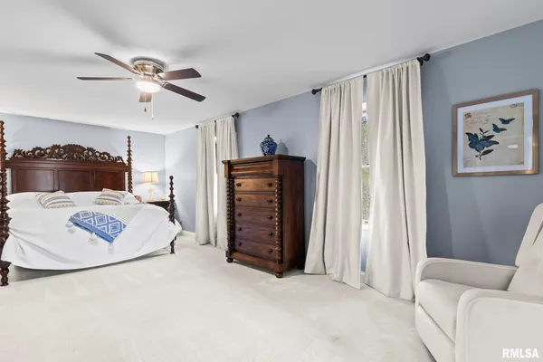 $658,000 | 2421 East Lake Shore Drive, Springfield, IL 62712