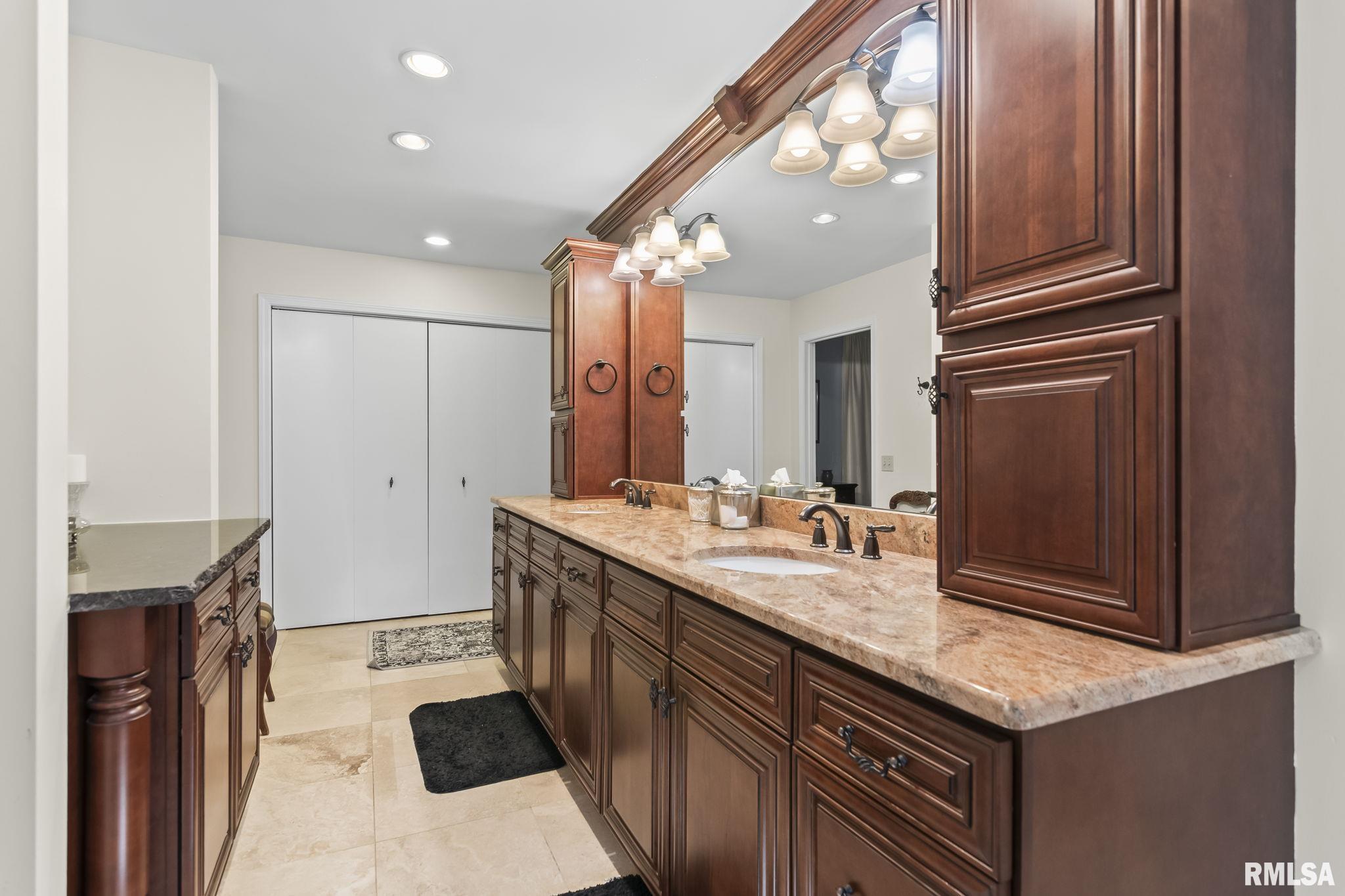 2421 East Lake Shore Drive Springfield, IL 62712 - Photo 32 of 74